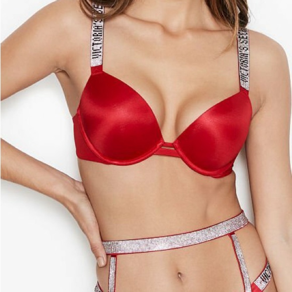Very Sexy Lipstick Red Shine Strap Demi Bra & Garter set